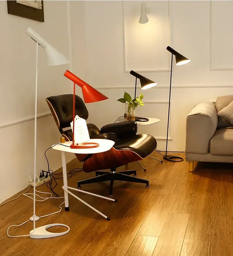 CoreStand – Modern LED Floor Lamp for Study & Living Room